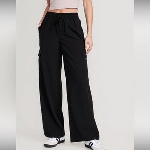 Old navy High-Waisted StretchTech Cargo Wide-Leg Pants for Women size medium